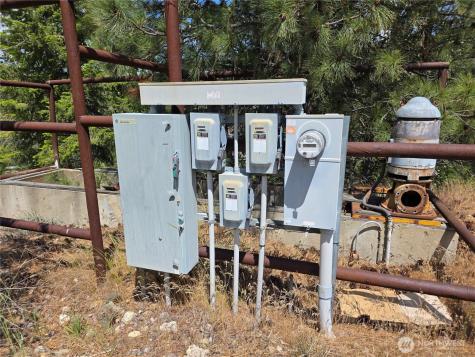 1941 State Route 153 Carlton WA 98814