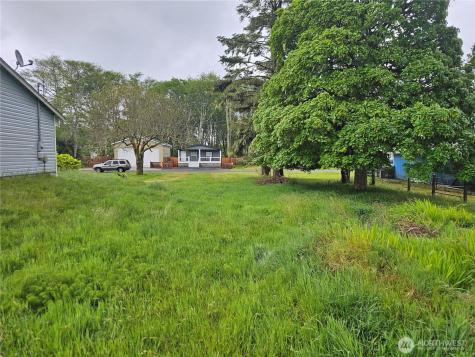 607 N 2nd Street Westport WA 98595