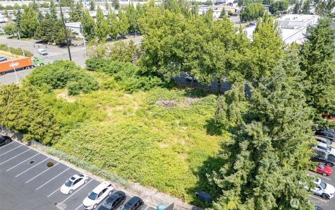 8425 S 216th Street Kent WA 98032