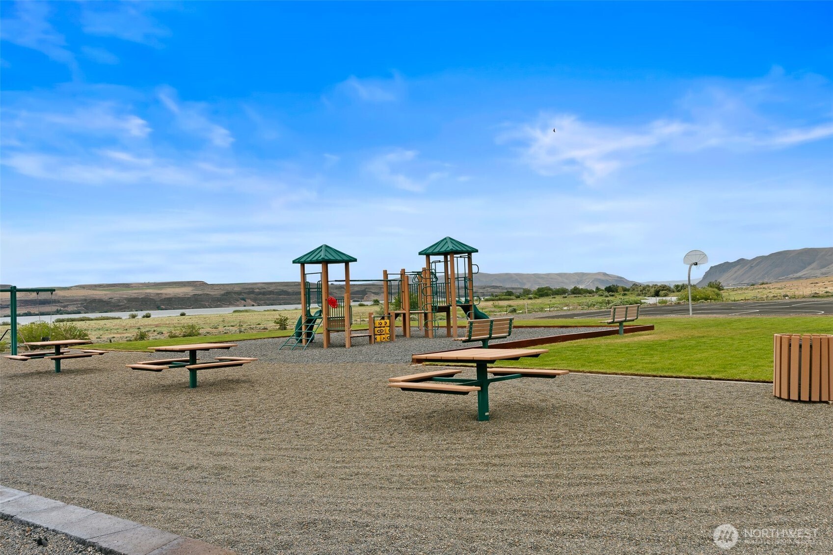 501 Bridgeview Drive Vantage WA 98950