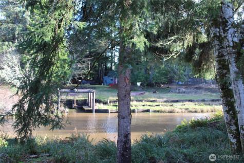 152 Dolphin Avenue SE Ocean Shores WA 98569