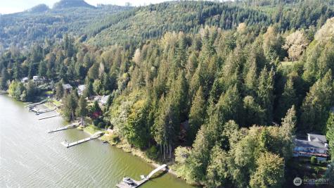18895 W Big Lake Boulevard Mount Vernon WA 98274