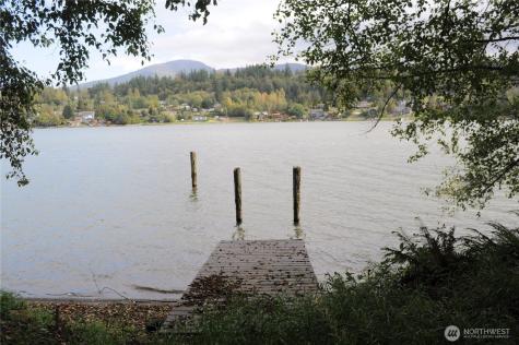 18895 W Big Lake Boulevard Mount Vernon WA 98274