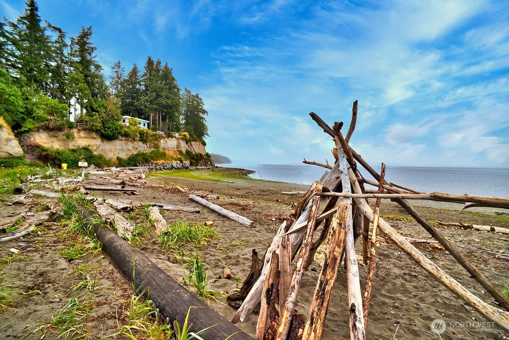 37971 Brant Road NE Hansville WA 98340