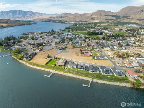 714 3rd Street Brewster WA 98812