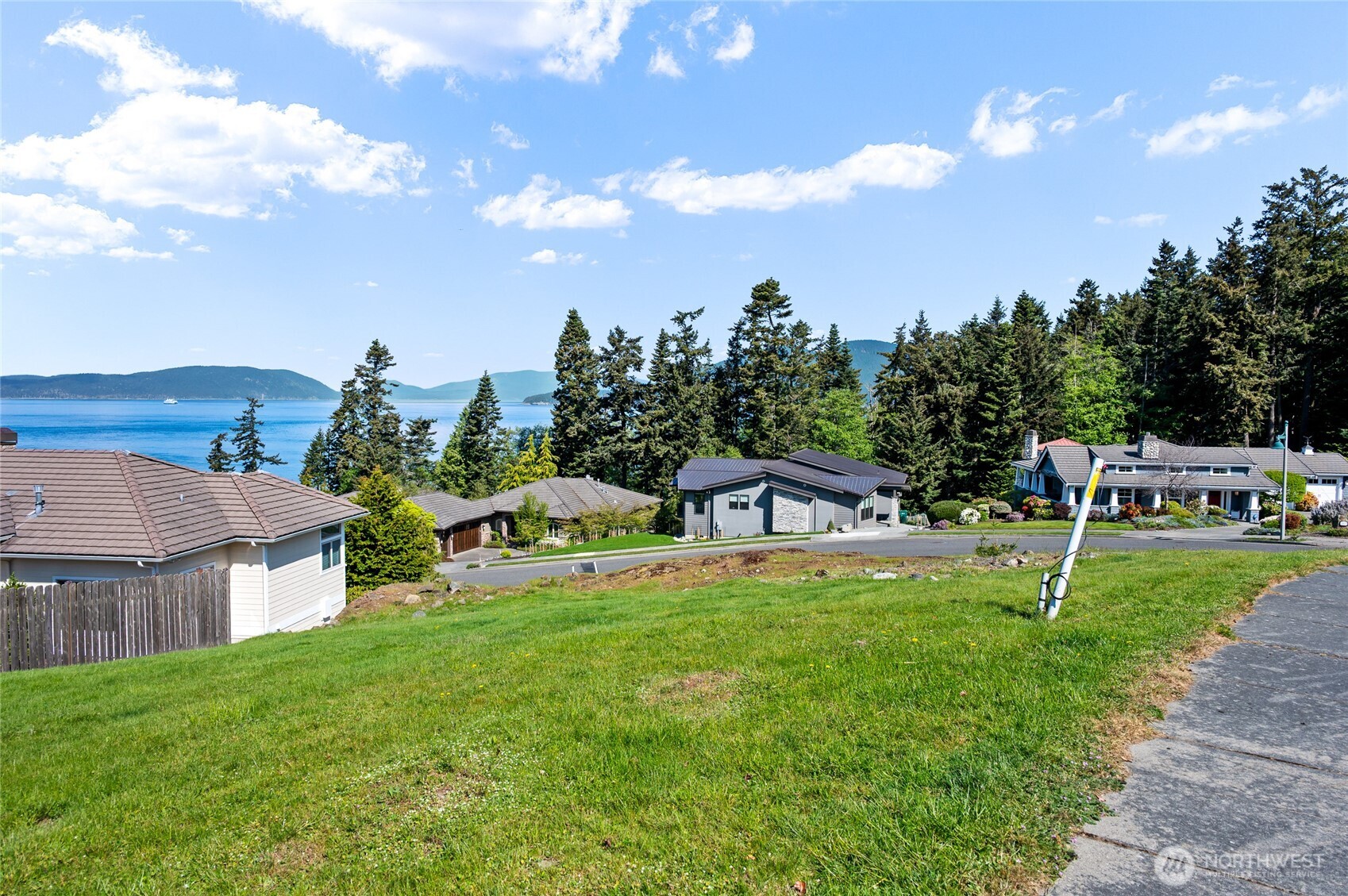 2414 Washington Court Anacortes WA 98221