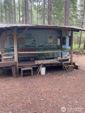 40 N Snapper Drive Hoodsport WA 98548