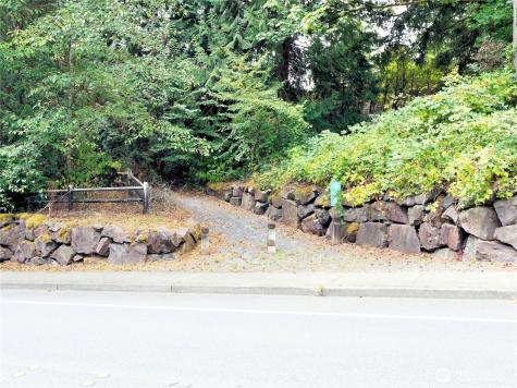 17204 Northup Way Bellevue WA 98008