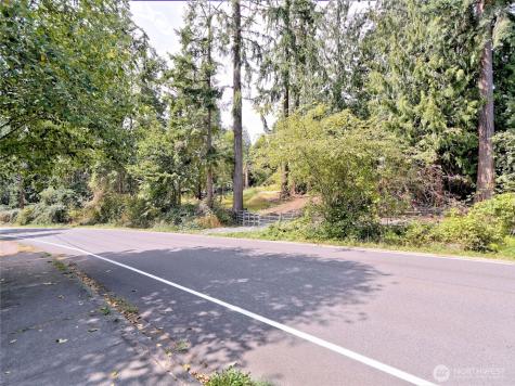 17204 Northup Way Bellevue WA 98008