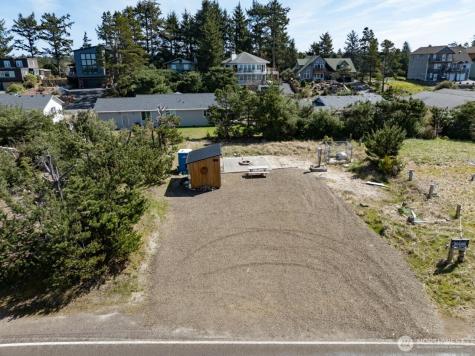 31208 I Street Ocean Park WA 98640