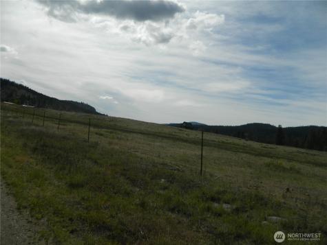 4 Duck Flats Road Tonasket WA 98855