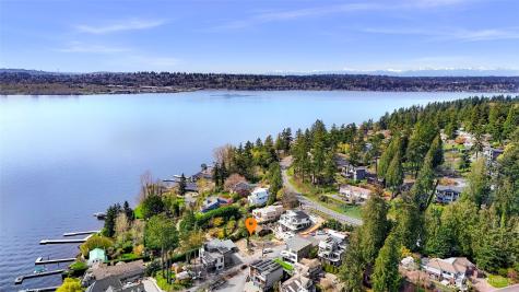 8329 NE Juanita Drive Kirkland WA 98034