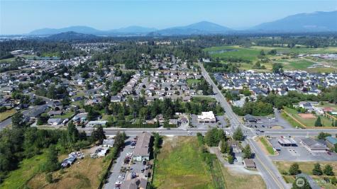 3740 E College Way Mount Vernon WA 98273