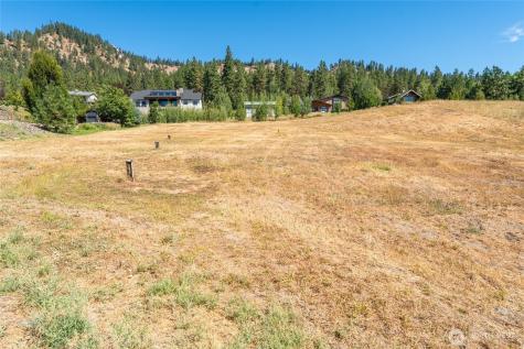 12250 Ski View Lane Leavenworth WA 98826