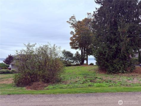 73 Saratoga Drive Hat Island WA 98206