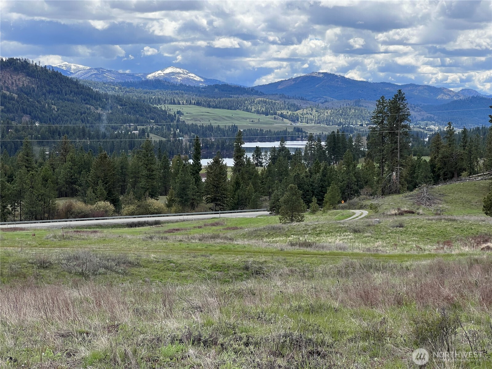 24 Spoke Lane Republic WA 99166
