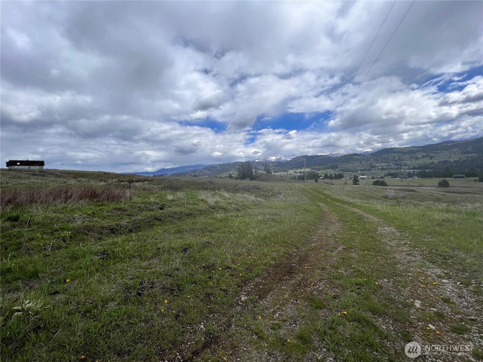 24 Spoke Lane Republic WA 99166