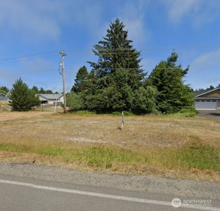 546 Point Brown Avenue SE Ocean Shores WA 98569