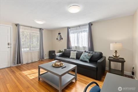 10019 Interlake Avenue N Seattle WA 98133
