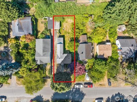 10019 Interlake Avenue N Seattle WA 98133