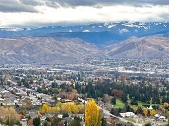 886 NE Conner Court East Wenatchee WA 98802