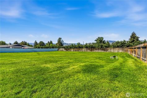 2042 Autumn Drive East Wenatchee WA 98802
