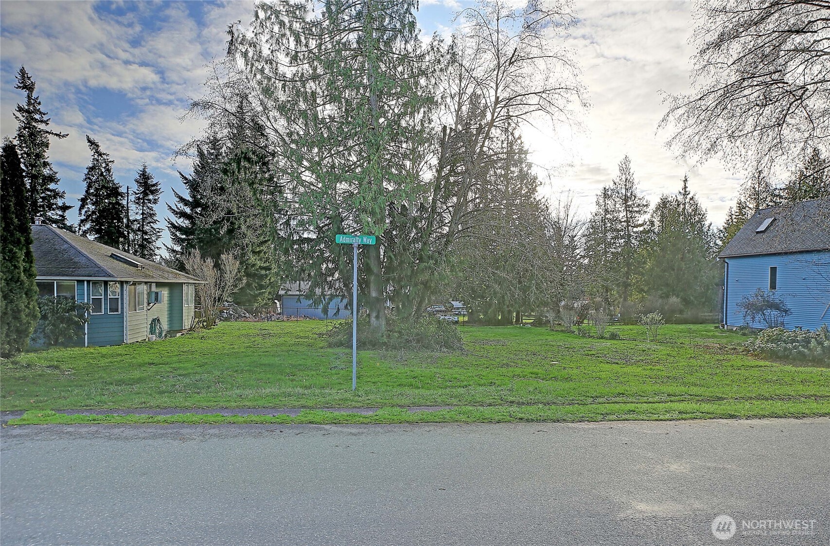 127 W Admirality Way Camano Island WA 98282