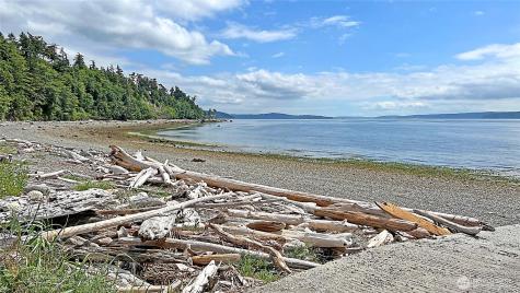 127 W Admirality Way Camano Island WA 98282