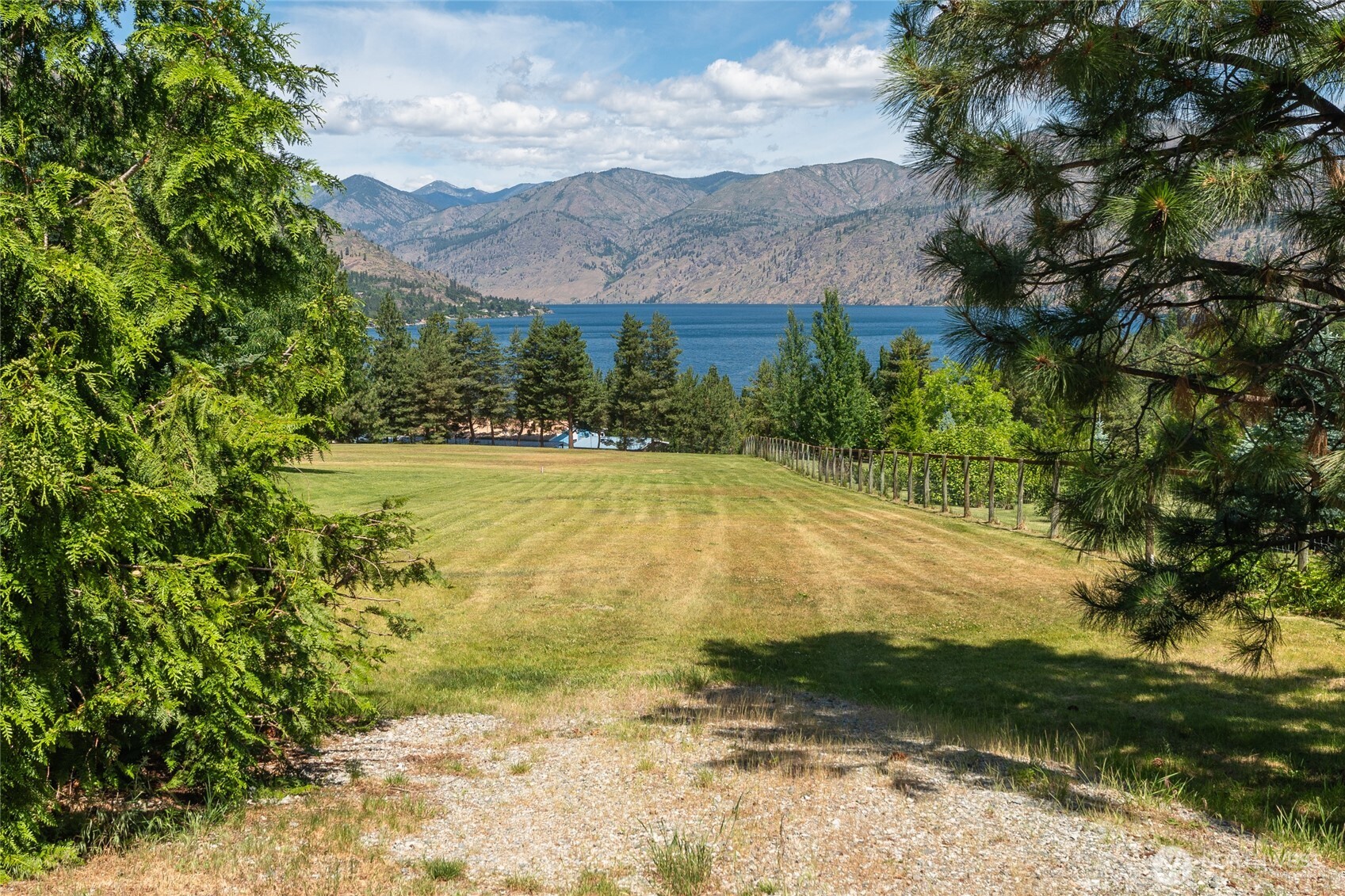 67 Apple Box Lane Manson WA 98831