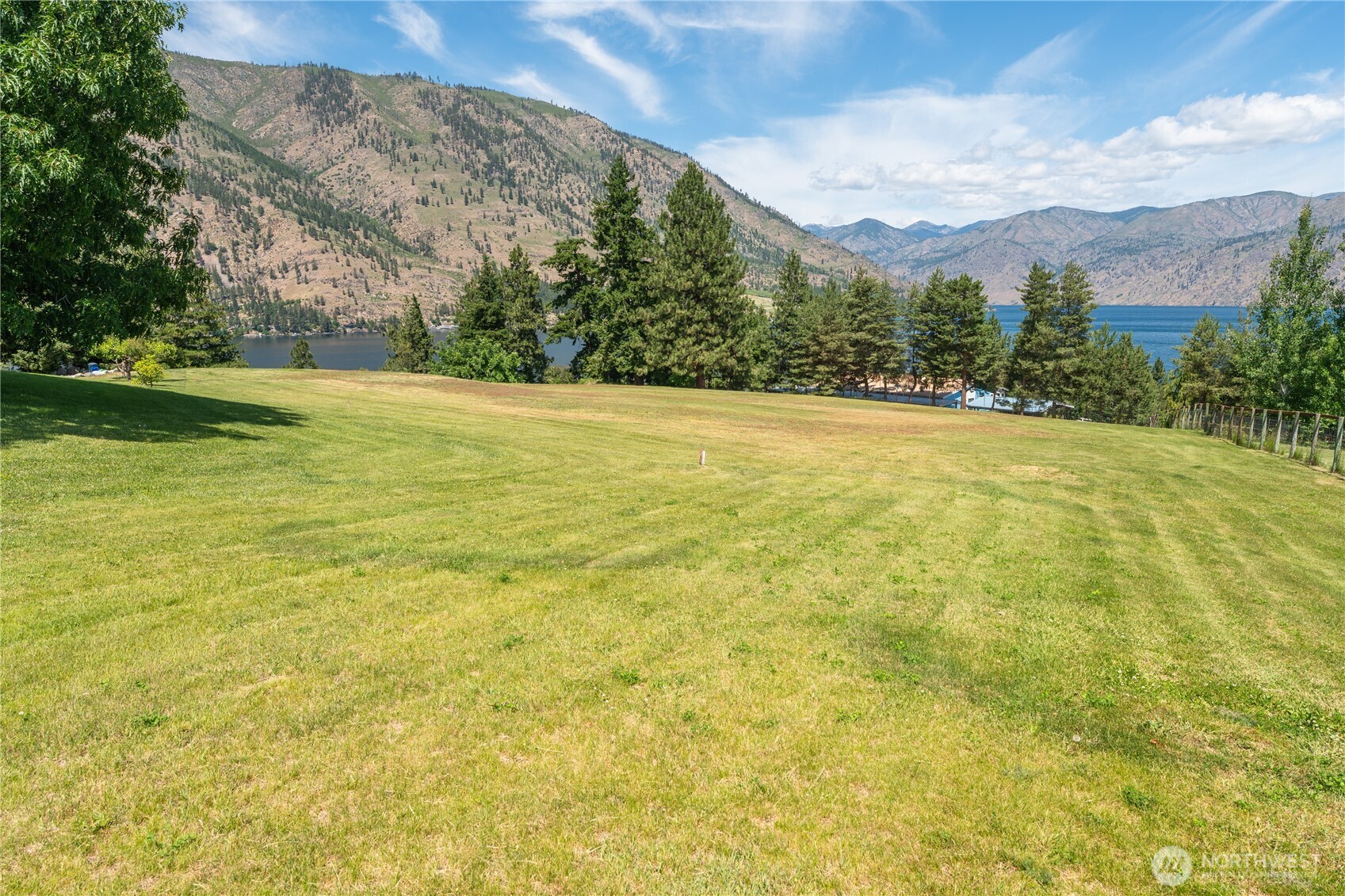 67 Apple Box Lane Manson WA 98831
