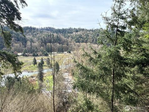 149 175th Avenue SE Renton WA 98059