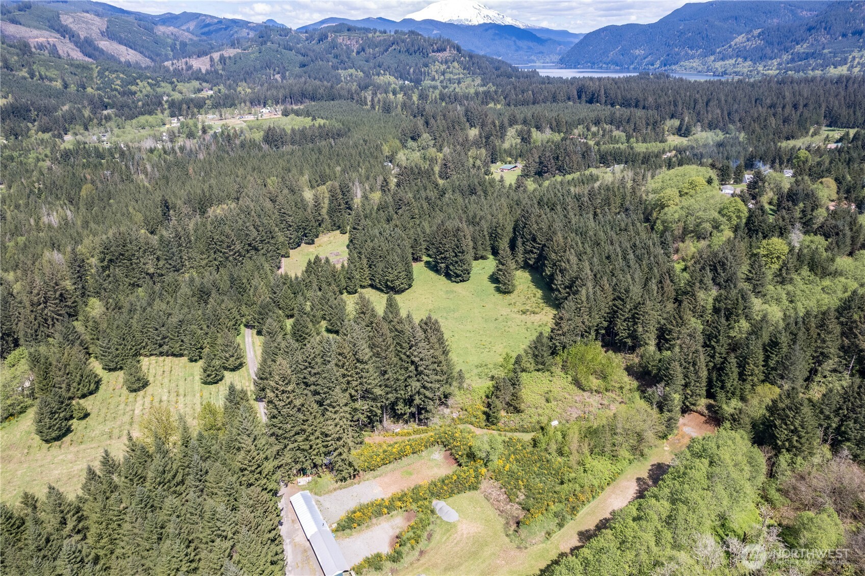 211 Sugarpine Road Ariel WA 98603