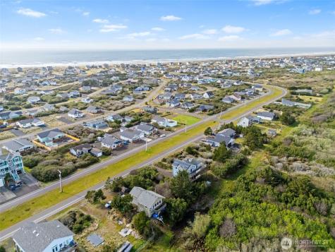 1268 E Ocean Shores Boulevard SW Ocean Shores WA 98569