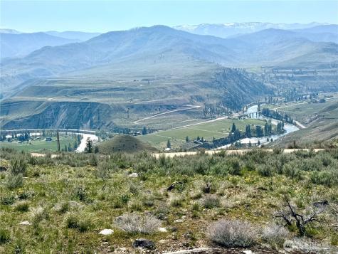 2 Riverbend Overlook Methow WA 98834