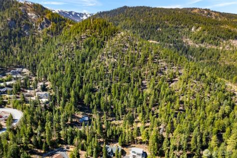 6424 Summit View Place Wenatchee WA 98801
