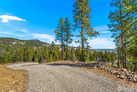 6424 Summit View Place Wenatchee WA 98801