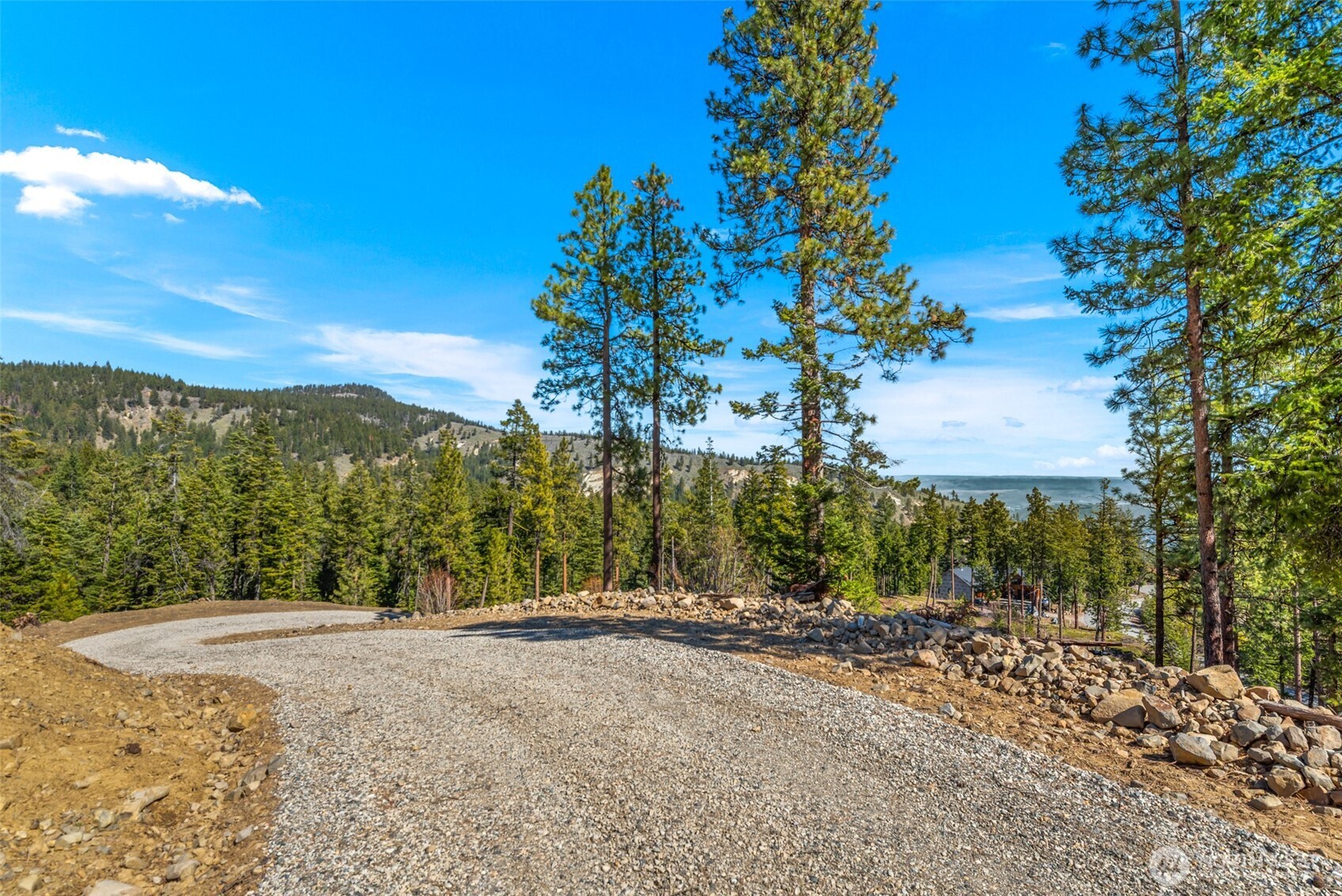 6424 Summit View Place Wenatchee WA 98801