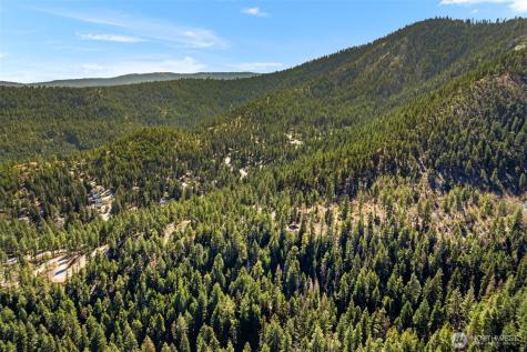 6424 Summit View Place Wenatchee WA 98801