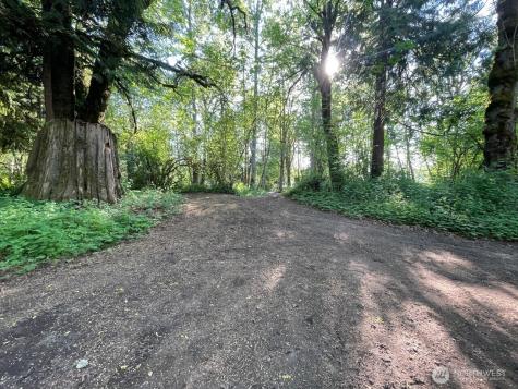 15901 108th Street E Puyallup WA 98374