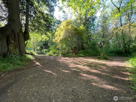 15901 108th Street E Puyallup WA 98374