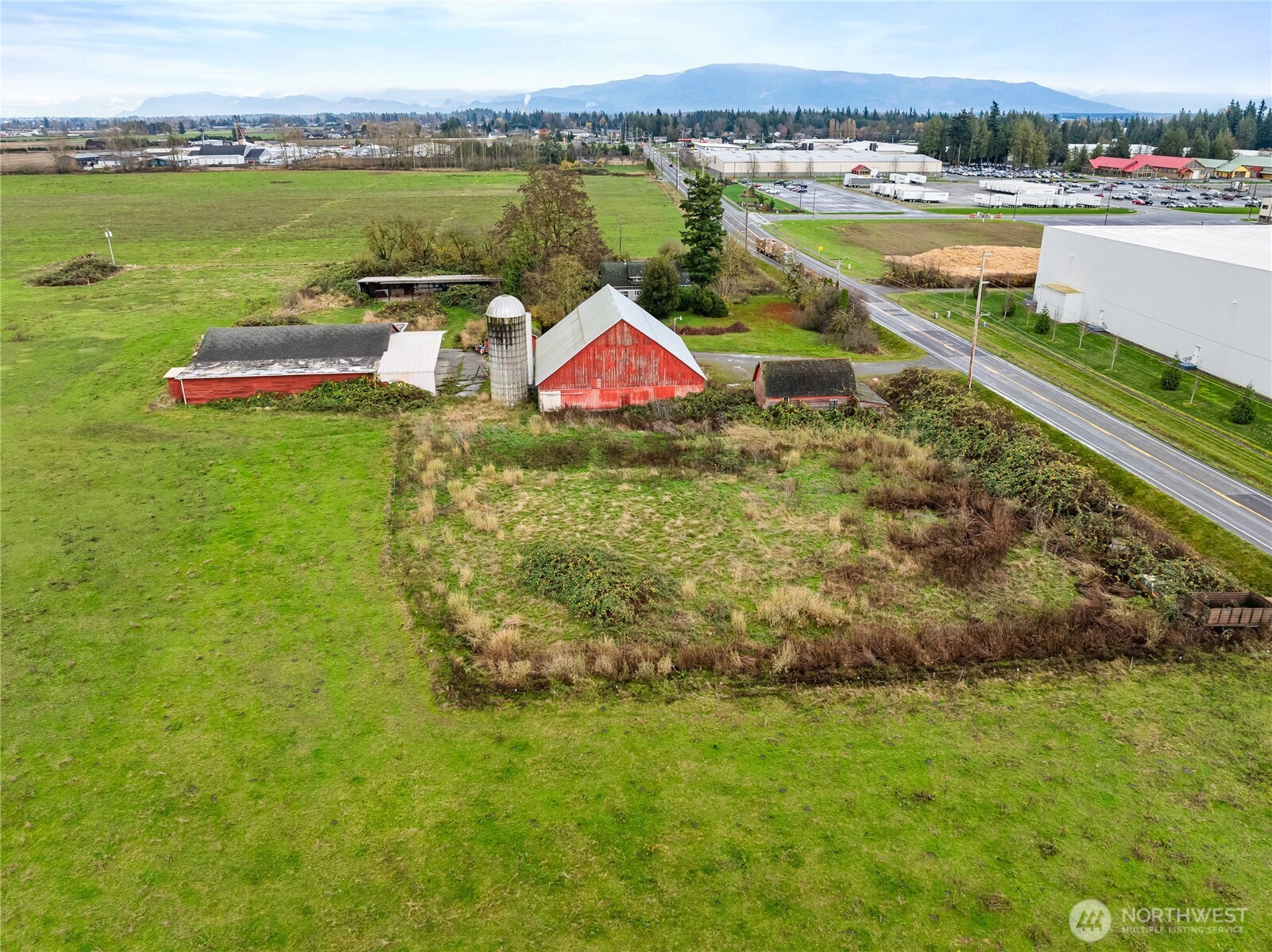 2208 Main Street Lynden WA 98264