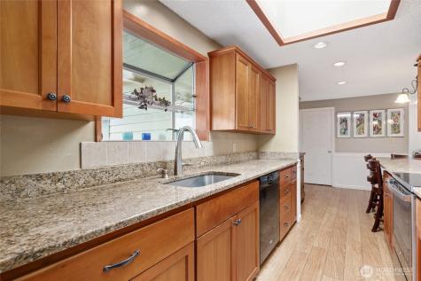 975 Front Street S Issaquah WA 98027