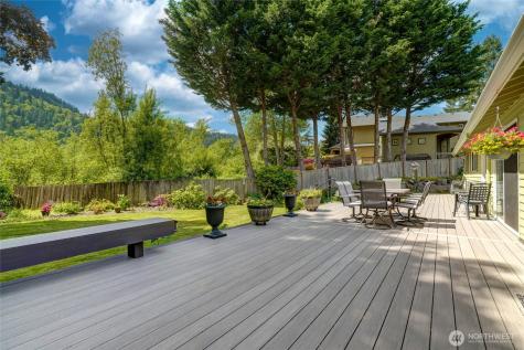 975 Front Street S Issaquah WA 98027
