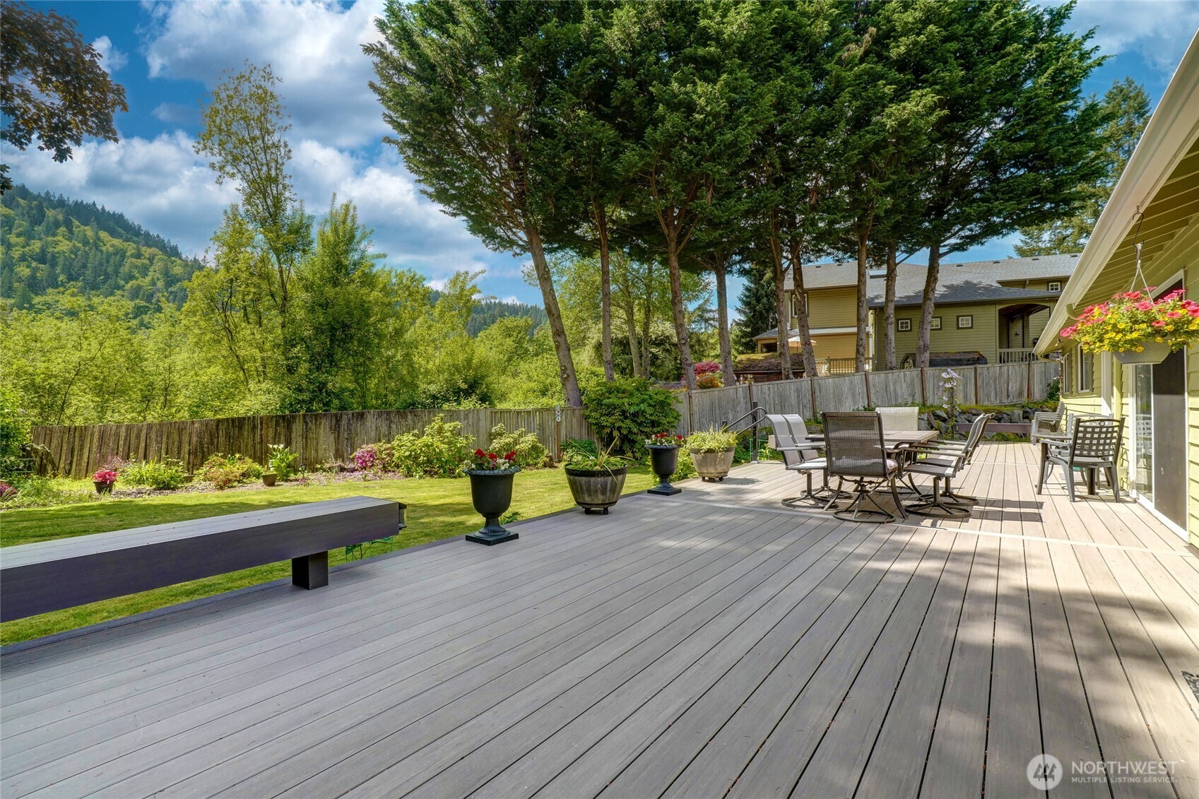 975 Front Street S Issaquah WA 98027