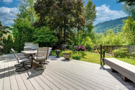 975 Front Street S Issaquah WA 98027