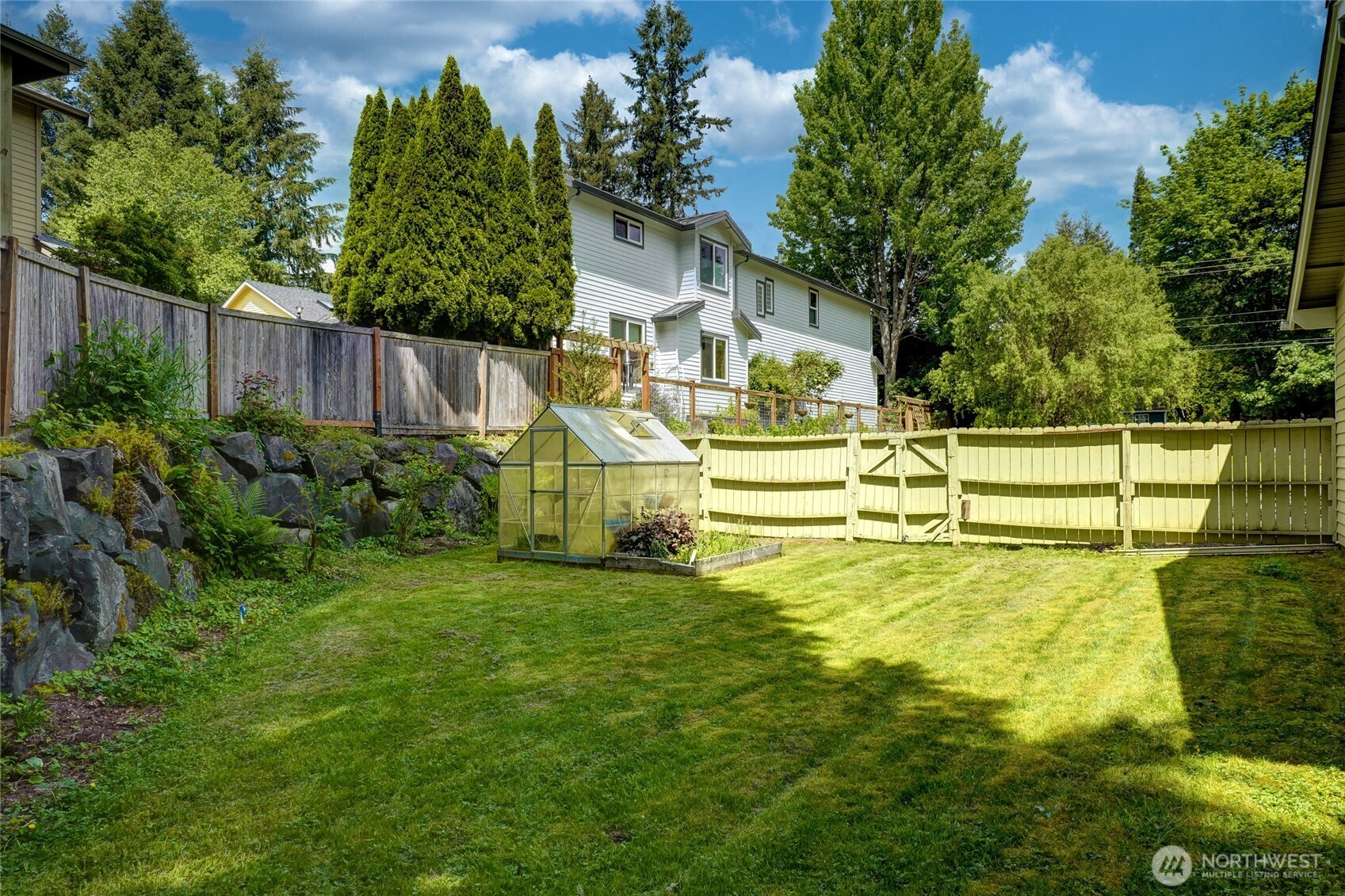 975 Front Street S Issaquah WA 98027