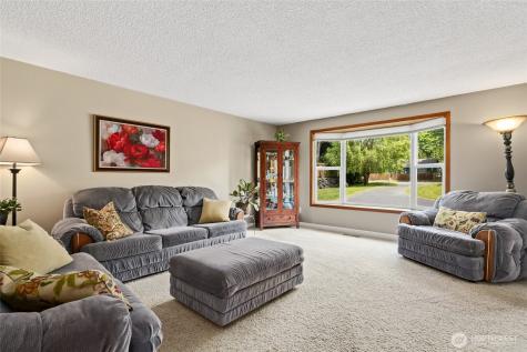 975 Front Street S Issaquah WA 98027