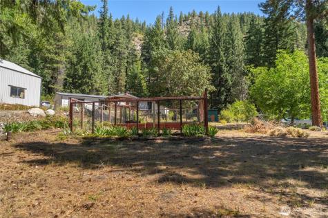 24 Entiat River Road Entiat WA 98822