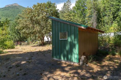 24 Entiat River Road Entiat WA 98822