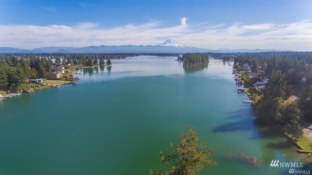 1 179th Avenue E Lake Tapps WA 98391